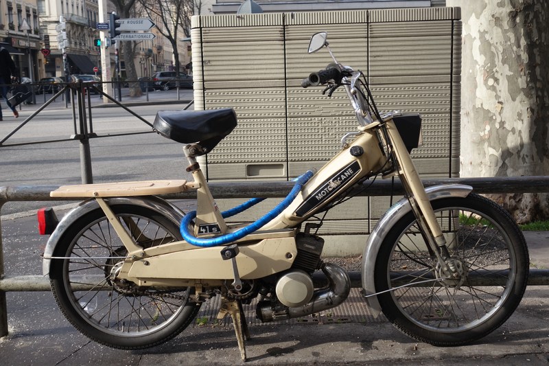 « Mobylette » Peugeot Motobécane 101 #369