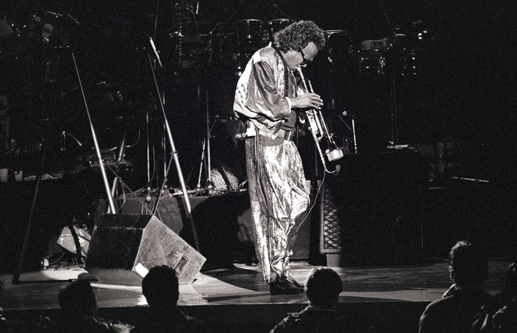 Miles Davis 1989 #01 - w:750, h:483, 155762, JPEG