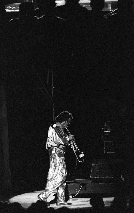 Miles Davis 1989 #09 - w:452, h:720, 77200, JPEG