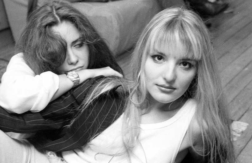 Les deux amies - w:820, h:531, 159715, JPEG