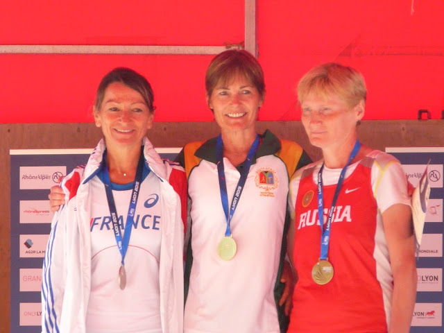 WMAC Lyon 2015, 14 août, podium W50, Annick Le Mouroux, Lesley Van Buuren, Irina Kokorina - l:640, h:480, 72721, JPEG WMAC Lyon 2015, 14 août, podium W50, Annick Le Mouroux, Lesley Van Buuren, Irina Kokorina - l:640, h:480, 72721, JPEG