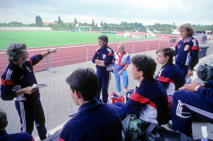 Briefing par Gérard Lelièvre