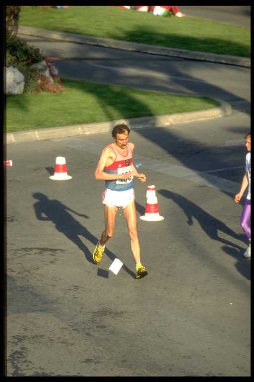 Barcelone 1989, marche 20km race walking, #2185 - l:512, h:768, 36100, JPEG