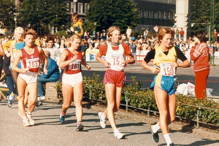 Bergen 83, 10km, les poursuivantes