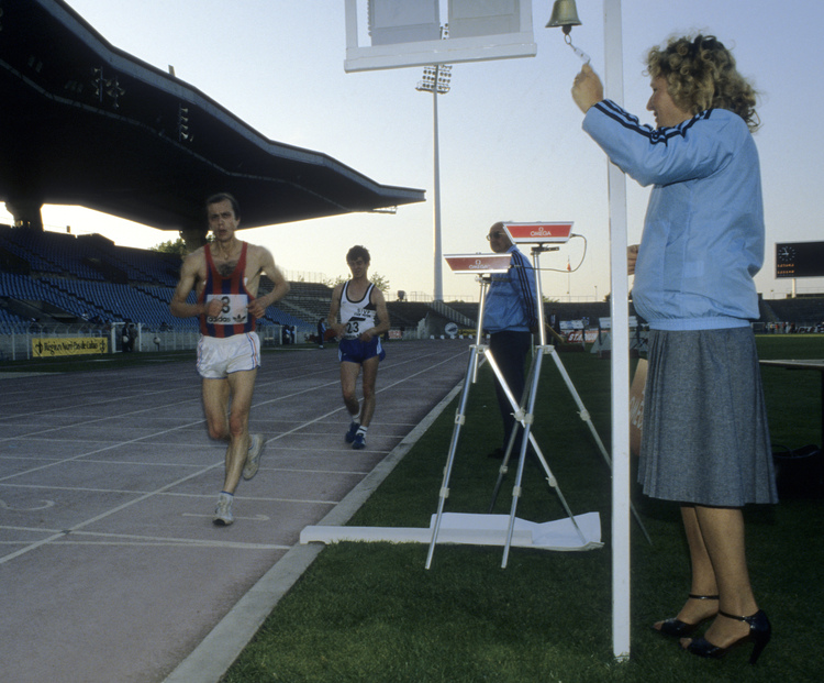 Dominique Guebey, 1 lap to go