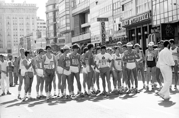 La Corogne 1988, au départ du 35 km - w:600, h:395, 186259, JPEG La Corogne 1988, au départ du 35 km - w:600, h:395, 186259, JPEG