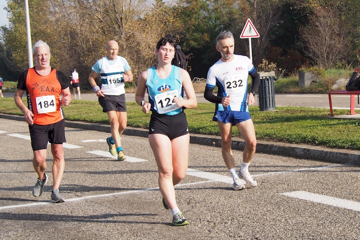 Michel LUTHRINGER (184), André CORNET (165), Maia HALIMI (124), Brian MUNOZ (232) Michel LUTHRINGER (184), André CORNET (165), Maia HALIMI (124), Brian MUNOZ (232)