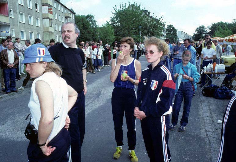 Les stands de ravitaillement - l:773, h:531, 85243, JPEG Les stands de ravitaillement - l:773, h:531, 85243, JPEG