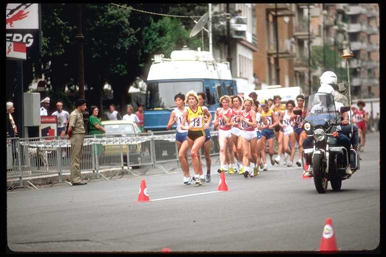 Jin Bingjie, Kerry Saxby, Guan Ping, Elena Nikolaeva, Irina Strakhova, Olga Krishtop