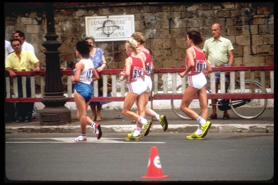 Yan Hong, Olga Krishtop, Elena Nikolaeva, Irina Strakhova, Pino Dordoni