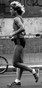 Kerry Saxby w:145, h:300