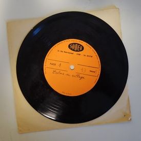Vinyl unique