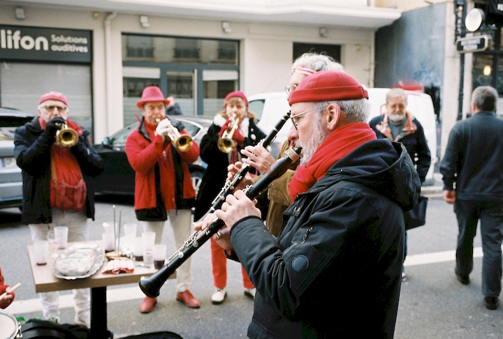 Leica M7, VC Heliar 40/2.8, Portra 400. w:720, h:486, 307422, JPEG Leica M7, VC Heliar 40/2.8, Portra 400. w:720, h:486, 307422, JPEG