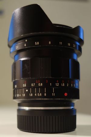 Ultron 21mm f/1,8 aspherical w:300, h:450, 46078, JPEG Ultron 21mm f/1,8 aspherical w:300, h:450, 46078, JPEG