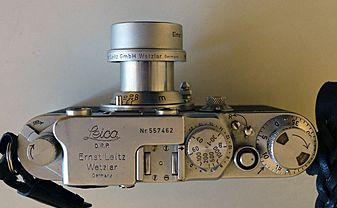 Leica IIIf l:337, h:208, 25995, JPEG Leica IIIf l:337, h:208, 25995, JPEG
