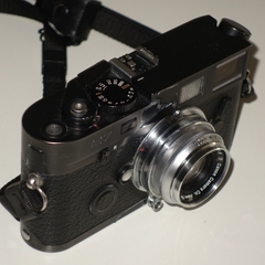 Canon S 35/2.8 sur un Leica M7 l:240, h:240, 77510, JPEG