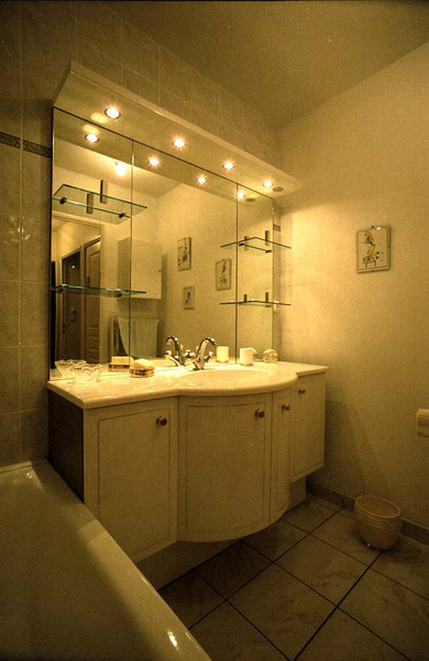 Photo d'architecture interieure, salle de bain l:390, h:600