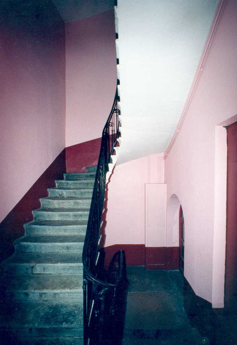 Escalier, objectif 17mm super-grand-angle l:482, h:700 Escalier, objectif 17mm super-grand-angle l:482, h:700