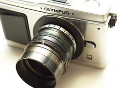 Ultrac 25mm f/0.98 sur micro 4/3 w:240, h:180, 45148, JPEG