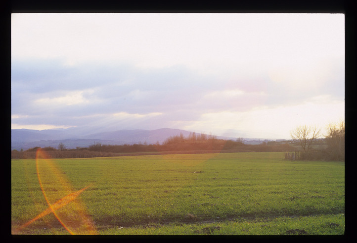flare l:722, h:493, 84481, JPEG