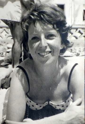 Jeannine GUEBEY, 1942-2019 w:360, h:522, 61813, JPEG