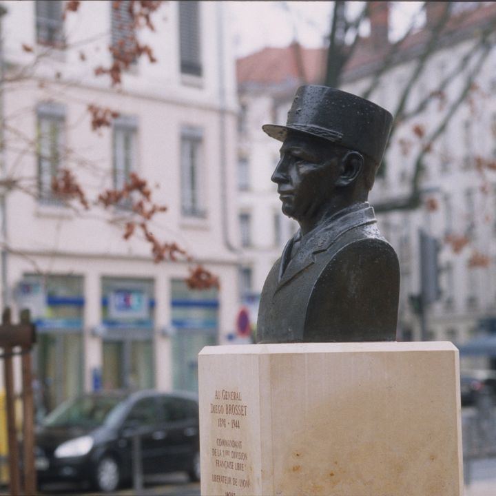 Buste de Diego Brosset (1898-1944) Buste de Diego Brosset (1898-1944)
