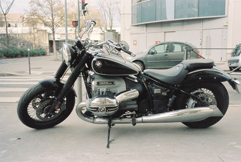 BMW R 18